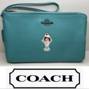 Coach double zip Ice Cream Sundae blue/green wristlet